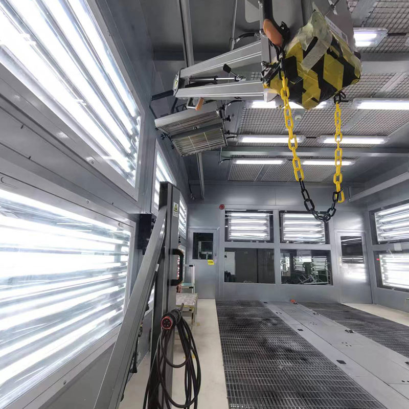 Automaattinen robottiruiskutuskaappi
