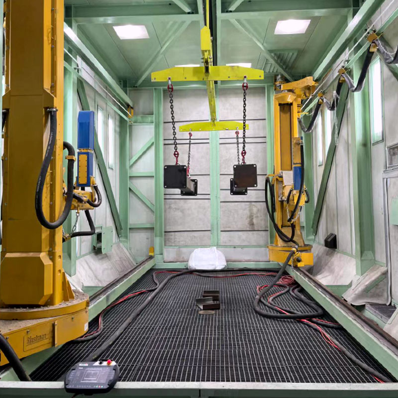 Automaattinen robottiruiskutuskaappi